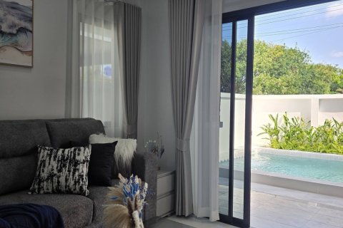 Casa de 3 dormitorios en Pattaya, Tailandia № 203383 - foto 9