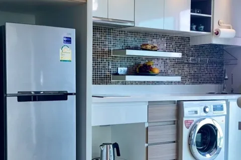 Apartamento de 1 dormitorio en Pattaya, Tailandia № 203382 - foto 19