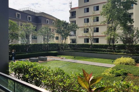 Condominio de 1 dormitorio en Yan Nawa, Bangkok, Tailandia № 47927 - foto 11