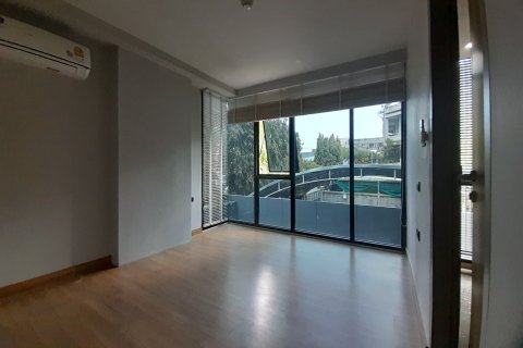 Condominio de 2 dormitorios en Phaya Thai, Bangkok, Tailandia № 160569 - foto 4