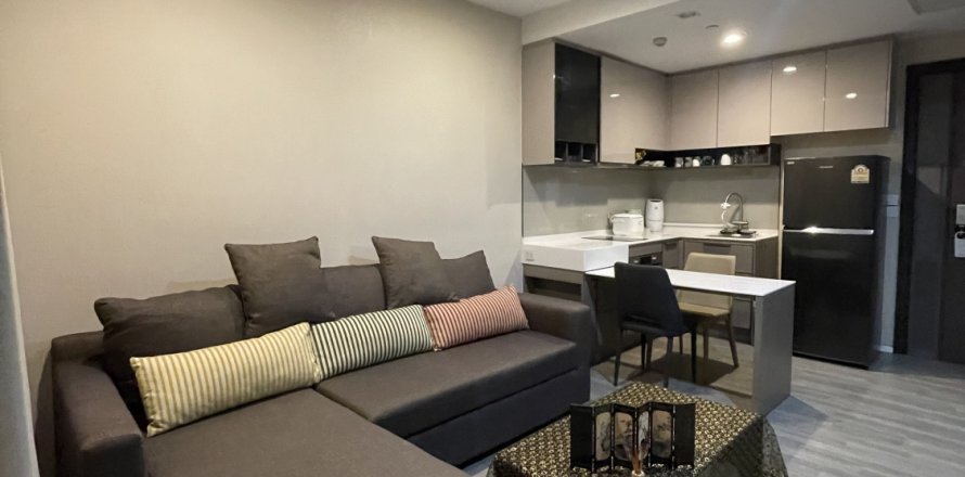 Studio in the Condo in Bang Sue, Bangkok, Thailand № 161590