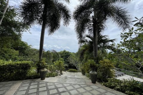 Chalet de 5 dormitorios en Ao Nang, Tailandia № 202582 - foto 2