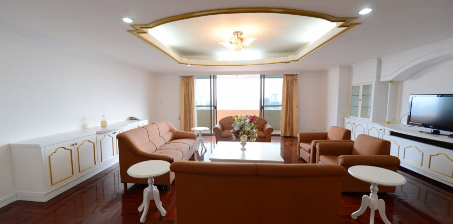 Condo in Bangkok, Thailand, 3 bedrooms № 144000
