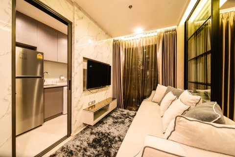 Condominio de 1 dormitorio en Bangkok, Tailandia № 144028 - foto 9