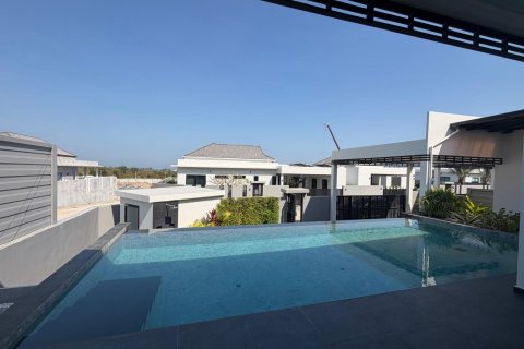 Chalet de 3 dormitorios en Hua Hin, Tailandia № 166761 - foto 22