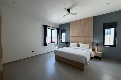 Chalet de 3 dormitorios en Hua Hin, Tailandia № 166762 - foto 6