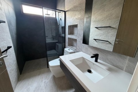 Chalet de 3 dormitorios en Hua Hin, Tailandia № 166760 - foto 18