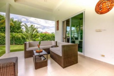 Chalet de 3 dormitorios en Hua Hin, Tailandia № 202821 - foto 4