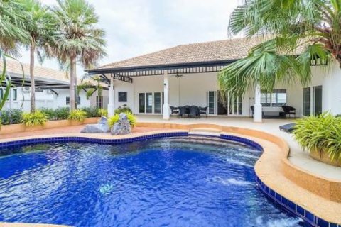 Chalet de 4 dormitorios en Hua Hin, Tailandia № 202826