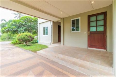 Chalet de 3 dormitorios en Hua Hin, Tailandia № 202825 - foto 4