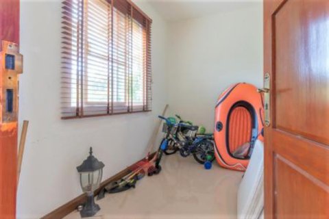 Chalet de 3 dormitorios en Hua Hin, Tailandia № 202825 - foto 3