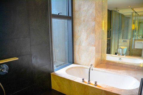 Condo à Bangkok, Thaïlande, 3 chambres  № 66572 - photo 17