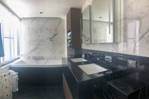 Condominio de 2 dormitorios en Bangkok, Tailandia № 65736 - foto 14