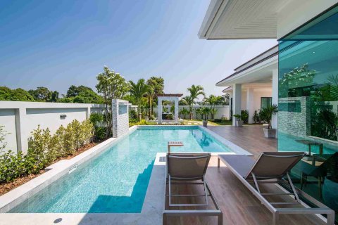 Casa de 3 dormitorios en Hua Hin, Tailandia № 184060 - foto 8