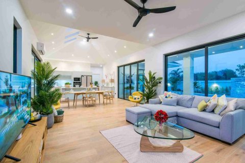 Casa de 3 dormitorios en Hua Hin, Tailandia № 184060 - foto 6