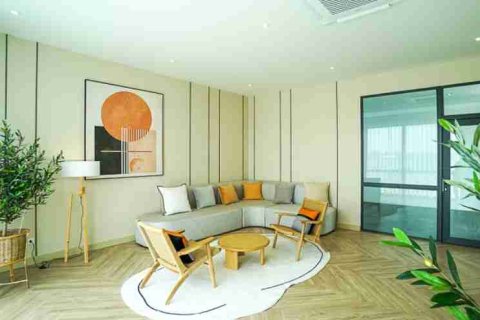 Casa de 3 dormitorios en Thonburi, Bangkok, Tailandia № 184057 - foto 7