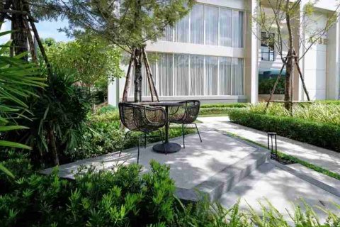 Casa de 4 dormitorios en Bangkok, Tailandia № 184056 - foto 5