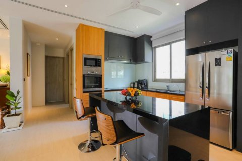 Chalet de 3 dormitorios en Phuket, Tailandia № 115460 - foto 9