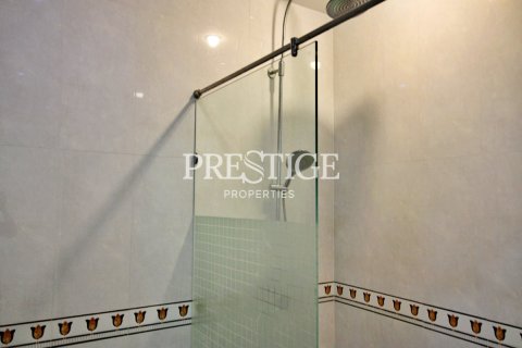 Condo à Pattaya, Thaïlande, 2 chambres  № 198476 - photo 11