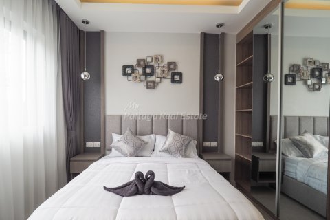 Casa de 4 dormitorios en Pattaya, Tailandia № 69249 - foto 8