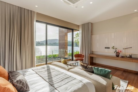 Chalet de 3 dormitorios en Bang Tao, Tailandia № 179410 - foto 13