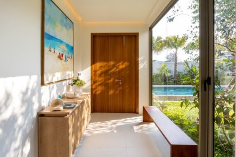 Chalet de 4 dormitorios en Bang Tao, Tailandia № 233890 - foto 12