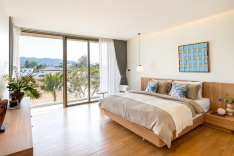 Chalet de 4 dormitorios en Bang Tao, Tailandia № 233890 - foto 23