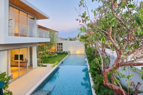 Chalet de 4 dormitorios en Bang Tao, Tailandia № 233890 - foto 3