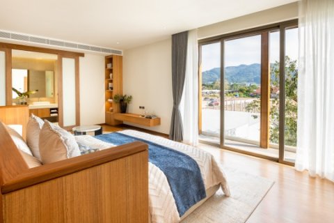 Chalet de 4 dormitorios en Bang Tao, Tailandia № 233890 - foto 20