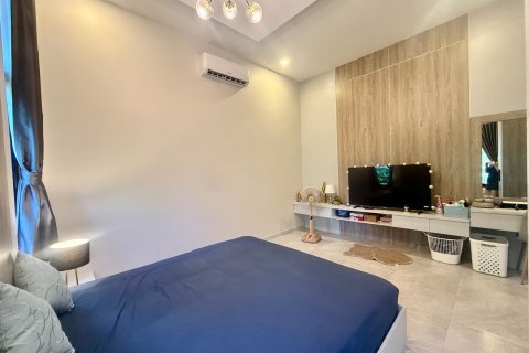 Casa de 3 dormitorios en Pattaya, Tailandia № 233893 - foto 25