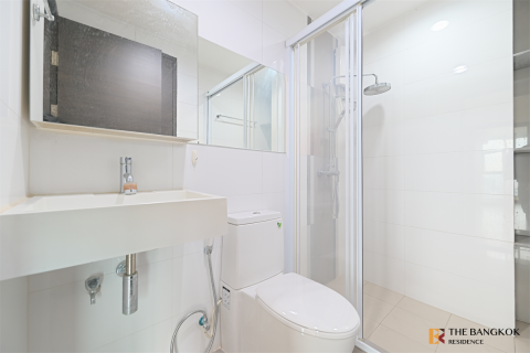 Condo in Bangkok, Thailand, 2 bedrooms № 233175 - photo 2