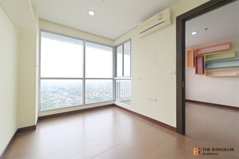 Condo in Bangkok, Thailand, 2 bedrooms № 233175 - photo 6