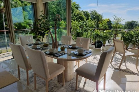 Condominio de 2 dormitorios en Pattaya, Tailandia № 202075 - foto 12
