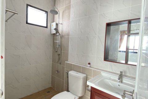 Chalet de 4 dormitorios en Chiang Mai, Tailandia № 158427 - foto 25