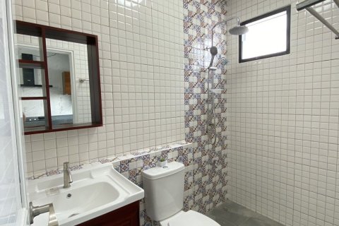Chalet de 4 dormitorios en Chiang Mai, Tailandia № 158427 - foto 30