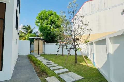 Chalet de 4 dormitorios en Chiang Mai, Tailandia № 158427 - foto 10