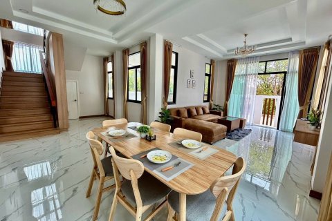 Chalet de 4 dormitorios en Chiang Mai, Tailandia № 158427 - foto 23