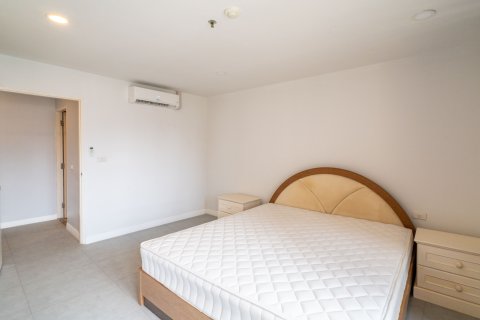 Estudio en el condominio en Watthana, Bangkok, Tailandia № 170705 - foto 7