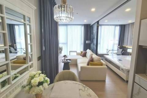 Studio in the Condo in Huai Khwang, Bangkok, Thailand  № 173738