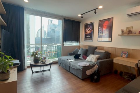 Condo in Watthana, Bangkok, Thailand, 1 bedroom  № 200997 - photo 11