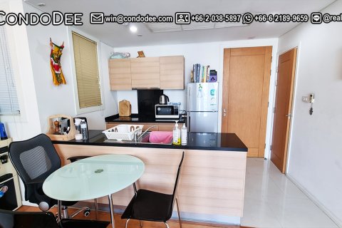 Condo in Watthana, Bangkok, Thailand, 1 bedroom № 200996 - photo 6