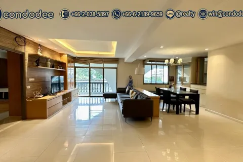 Condo in Watthana, Bangkok, Thailand, 2 bedrooms № 200998