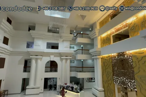 Condo in Watthana, Bangkok, Thailand, 2 bedrooms № 200998 - photo 17