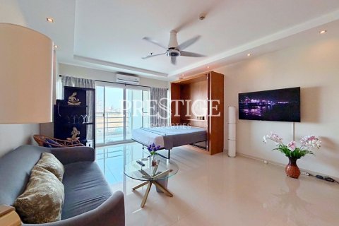Studio dans le Condo à Pattaya, Thaïlande  № 197736