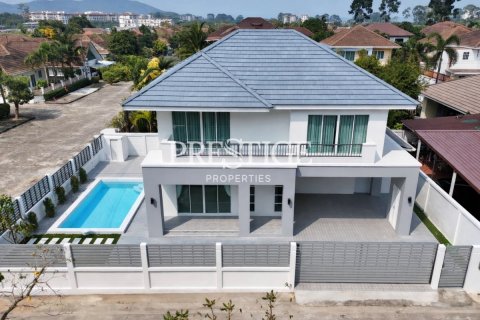 Haus in Pattaya, Thailand 4 Schlafzimmer № 197737