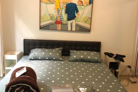Condominio de 1 dormitorio en Bangkok, Tailandia № 205418 - foto 12