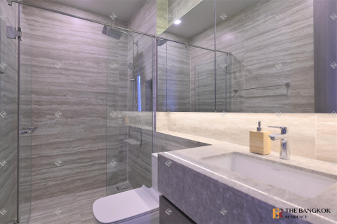 Condo in Bangkok, Thailand, 2 bedrooms  № 186686 - photo 8