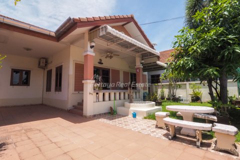 Casa de 3 dormitorios en Bang Lamung, Tailandia № 113528 - foto 2