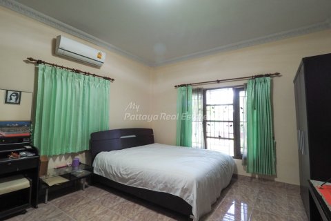Casa de 3 dormitorios en Bang Lamung, Tailandia № 113528 - foto 17