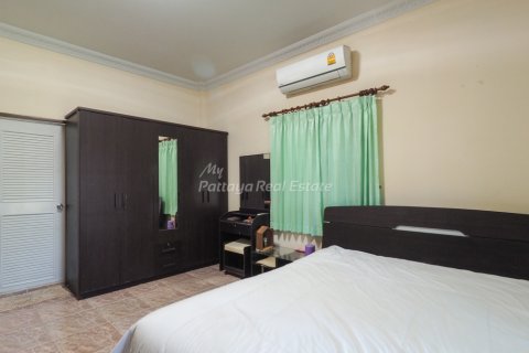 Casa de 3 dormitorios en Bang Lamung, Tailandia № 113528 - foto 5